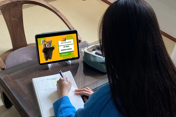 Students learning Mandarin and Chinese culture at RPL School, China