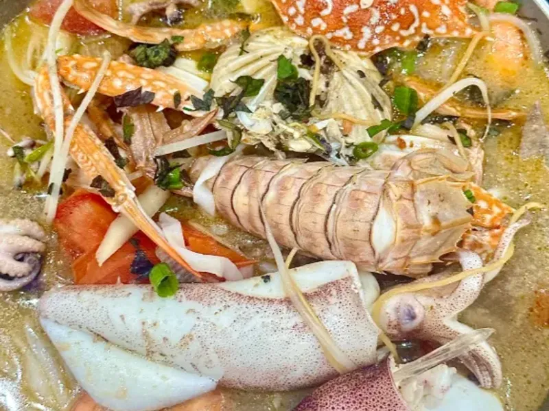 Beihai Seafood Rice Noodles