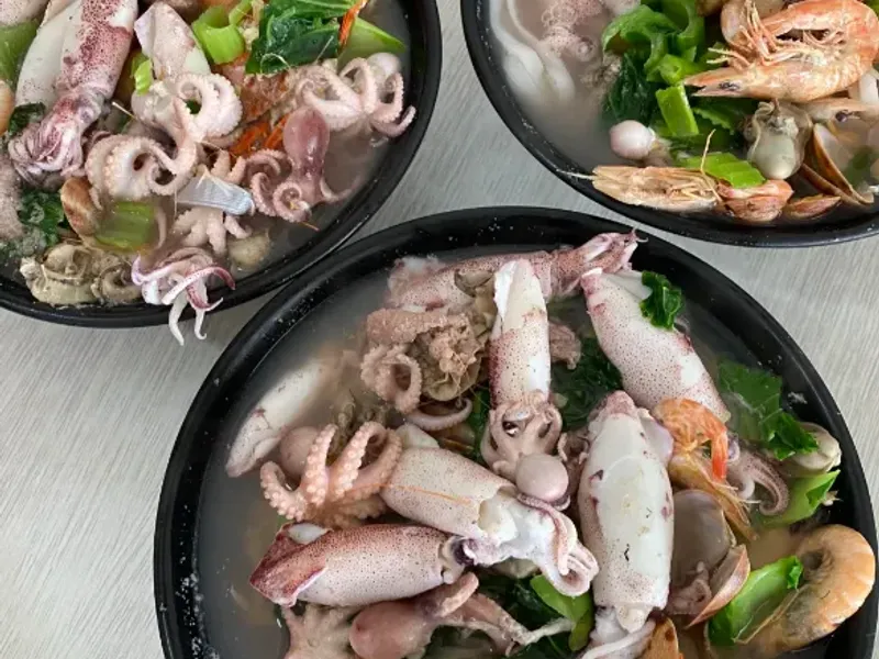 Beihai Seafood Rice Noodles