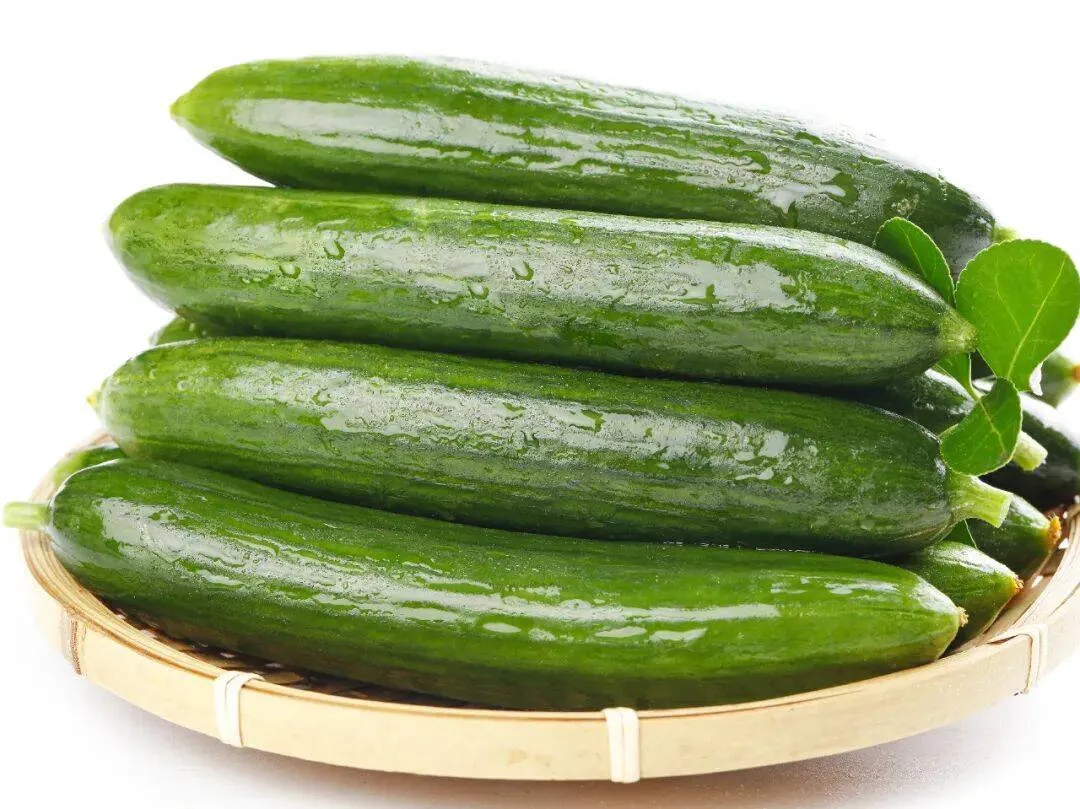 Cucumbers (黄瓜)
