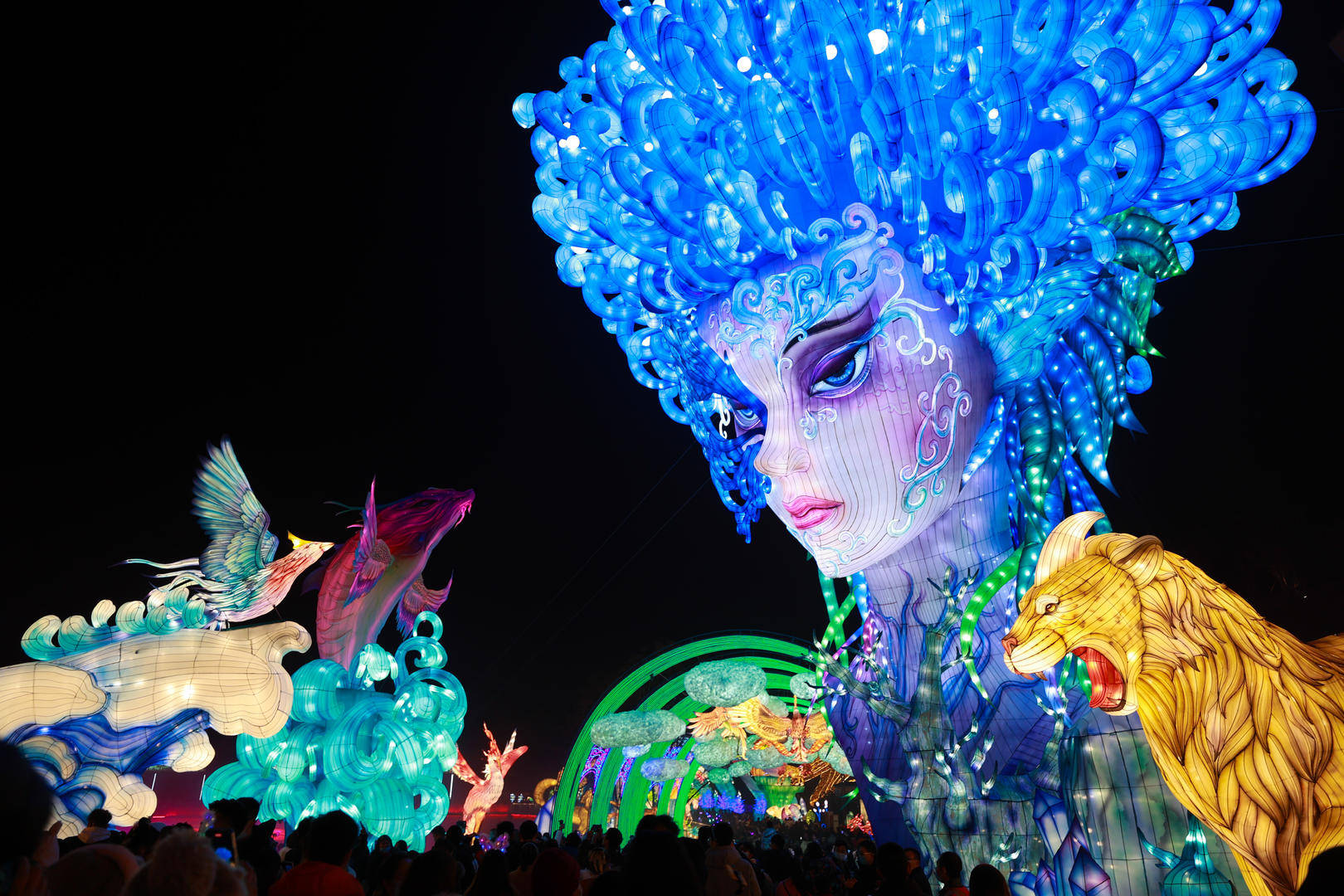 Jingwei Fills the Sea