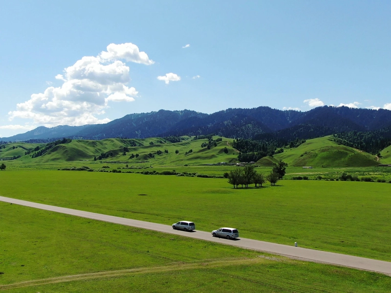 Modern Xinjiang: China-Europe trains and Silk Road heritage