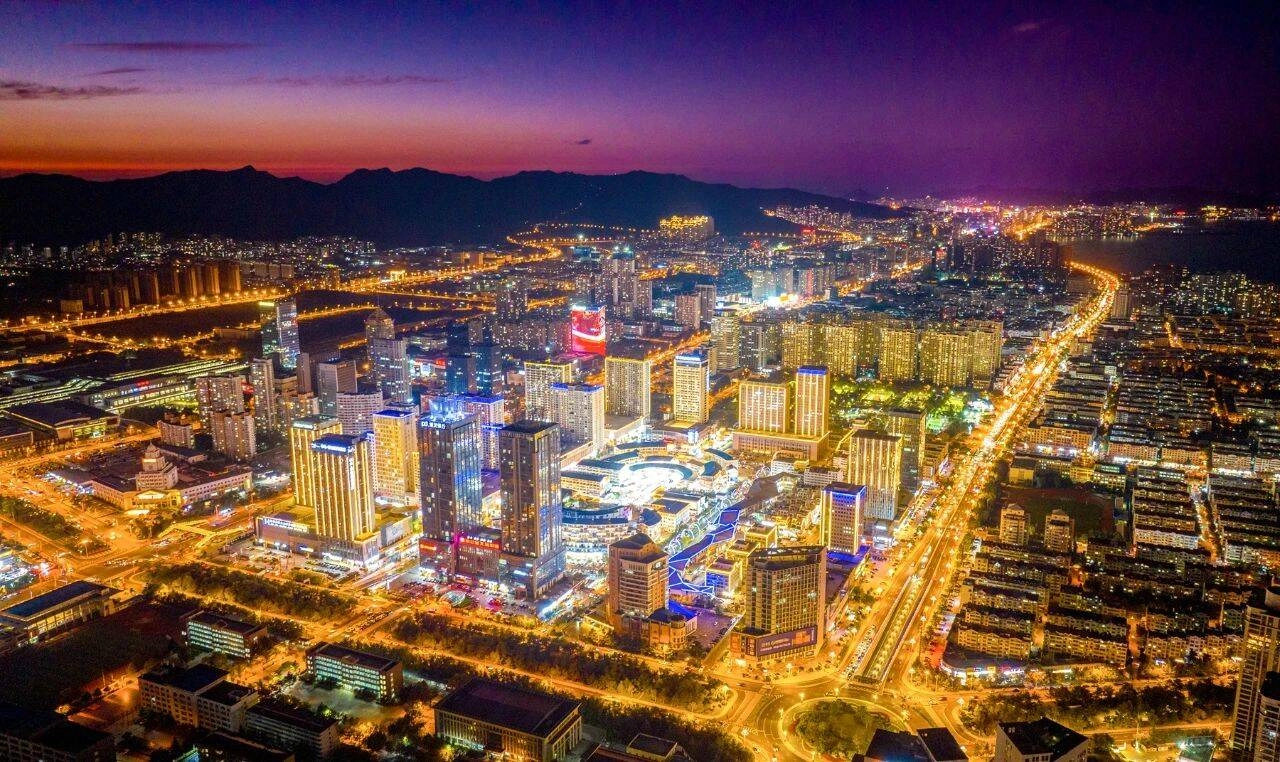 Sunrise at Chengshantou in Weihai, Shandong, symbolizing peace and serenity