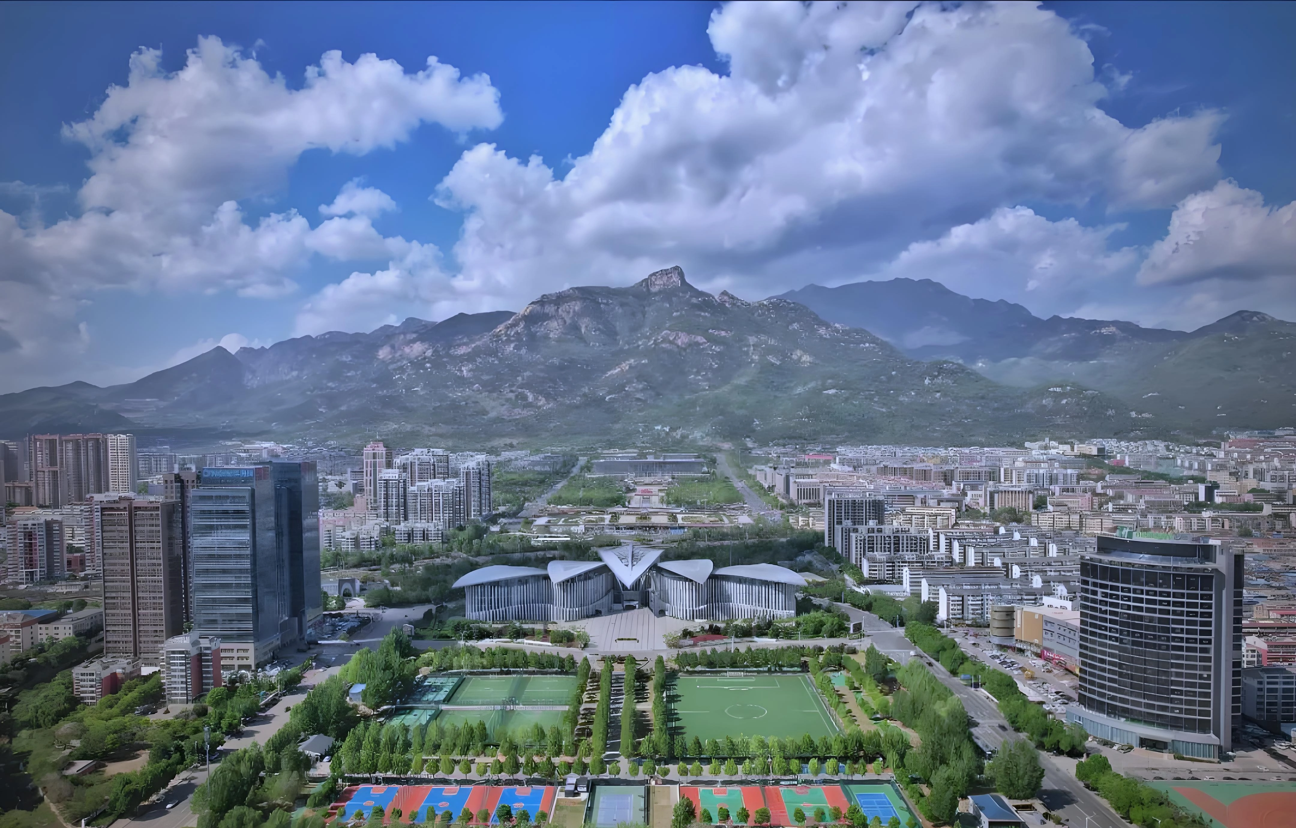 Mount Tai sunrise in Tai’an, Shandong, symbolizing faith and spiritual elevation