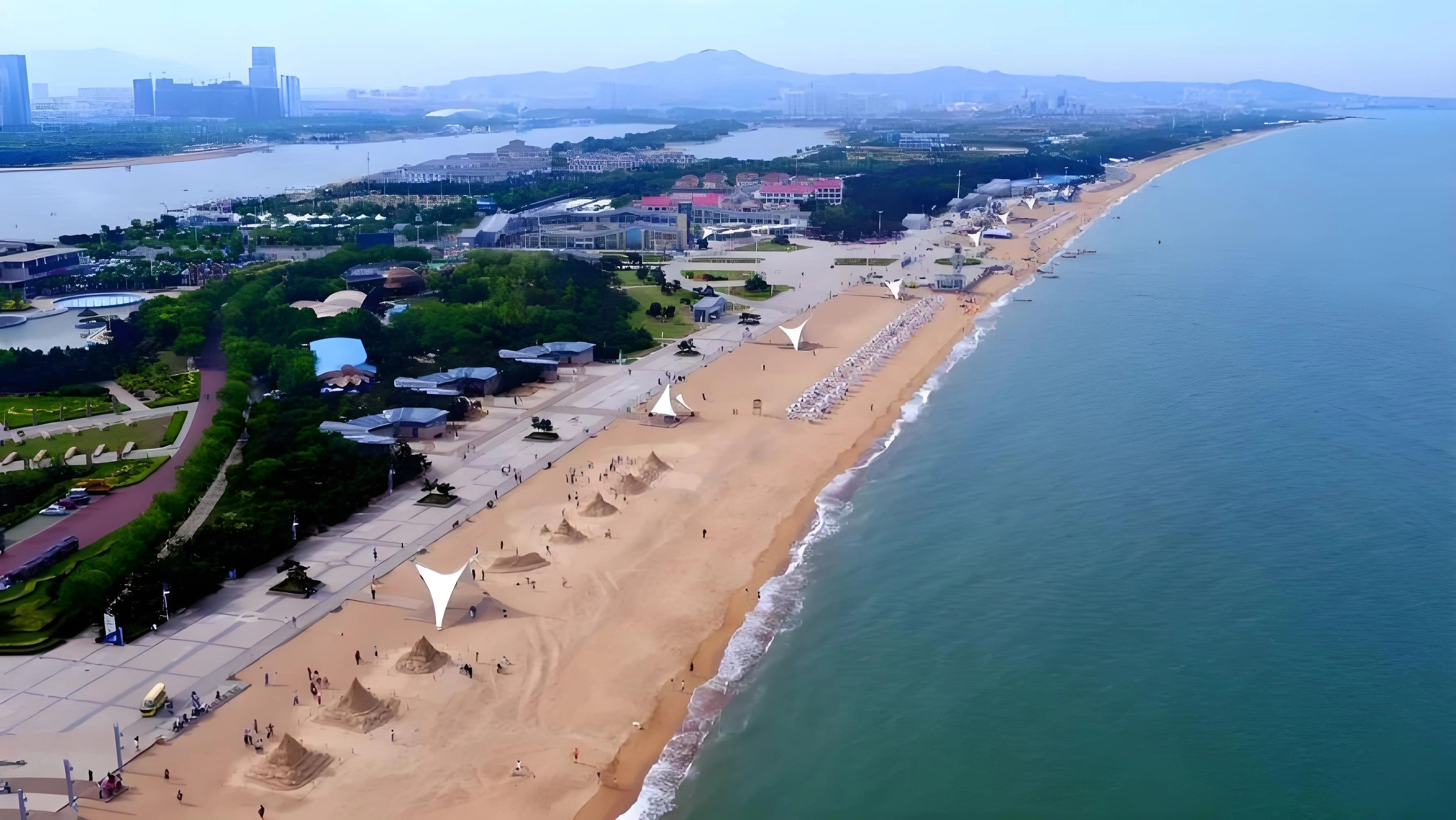 Collage of Shandong’s cities showing Jinan, Qingdao, Qufu, Yantai, Weihai, Tai’an, Zibo, Weifang, Linyi, and other cities