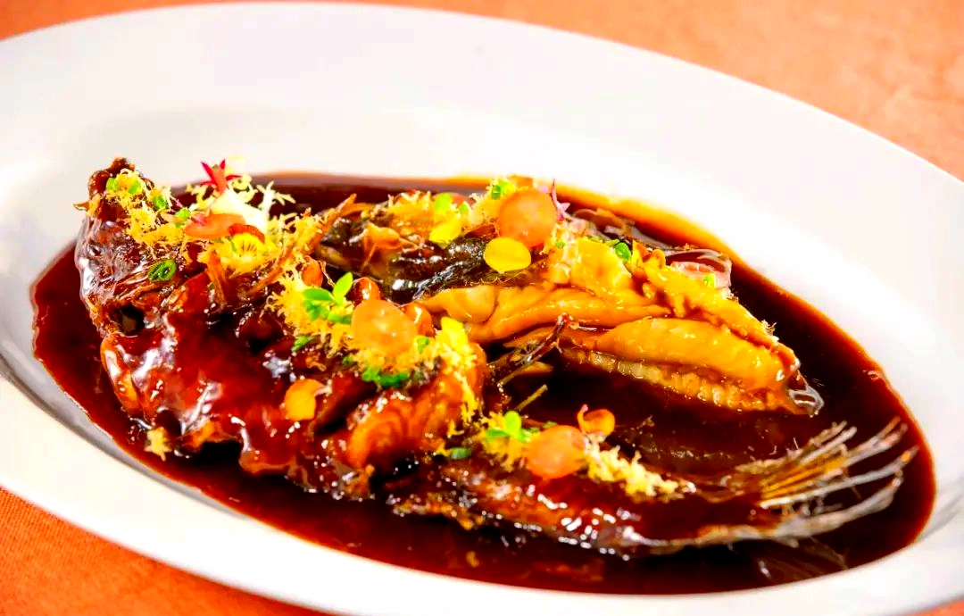 Hangzhou cuisine - West Lake Vinegar Fish and Dongpo Pork delicacies