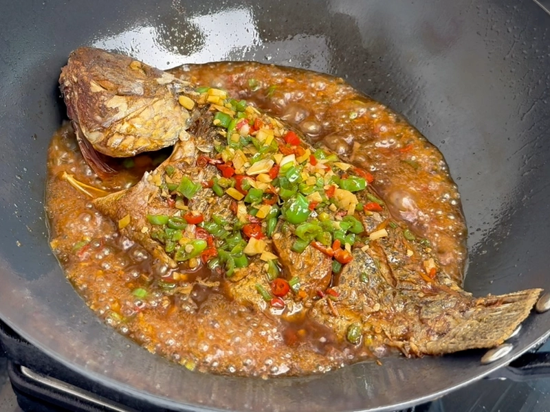 Fuliang Red-braised Fish with glossy red finish