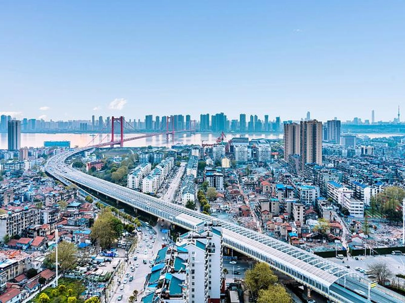 Panoramic view of Wuhan with Yangtze and Han Rivers converging, including Yellow Crane Tower