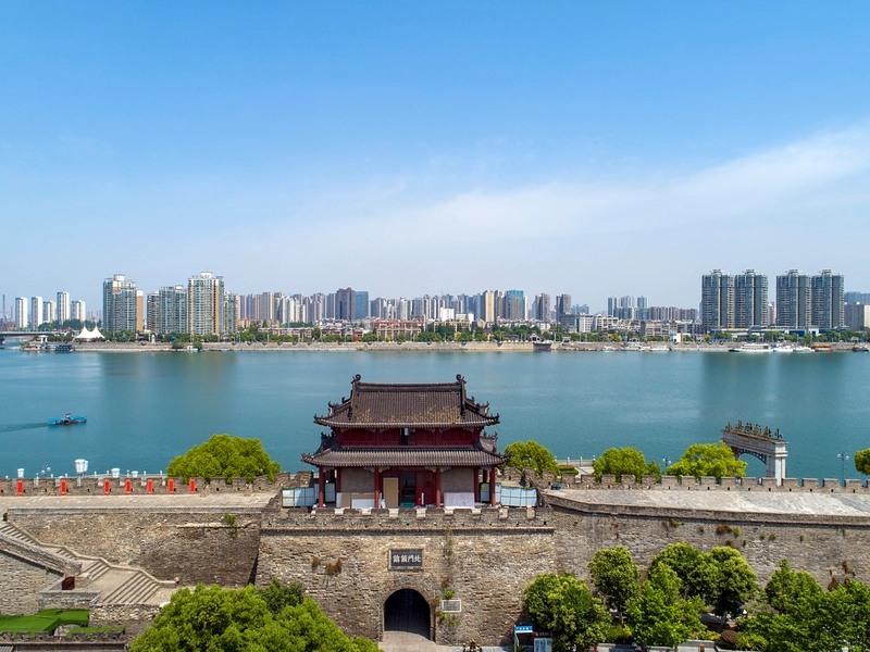 Ancient city walls of Xiangyang with Han River in background
