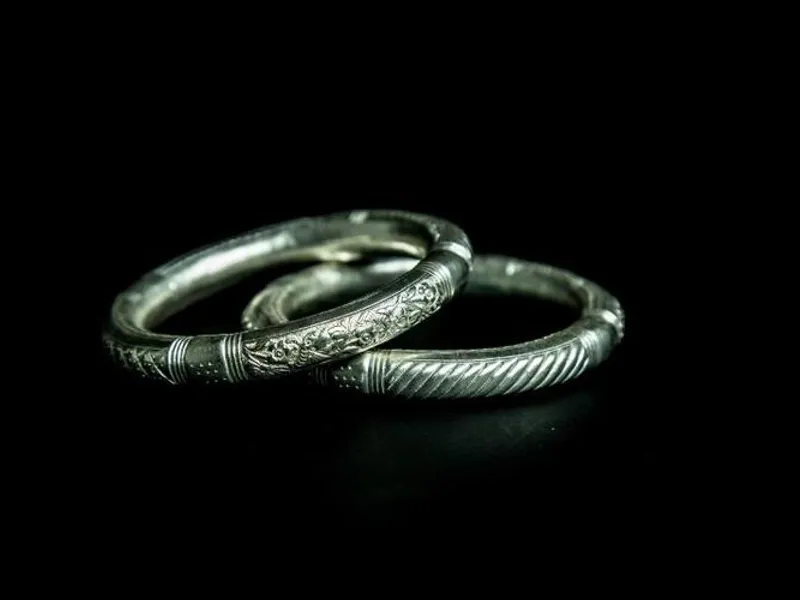 Exquisite Yao silver jewelry including necklaces and bracelets