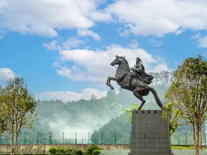 Feng Zicai memorial in Qinzhou honoring the septuagenarian commander who led troops to victory at Zhen Nanguan