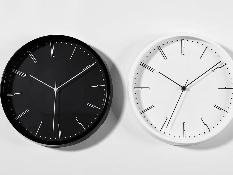 Collection of taboo gifts in Chinese culture including clocks, shoes, and umbrellas