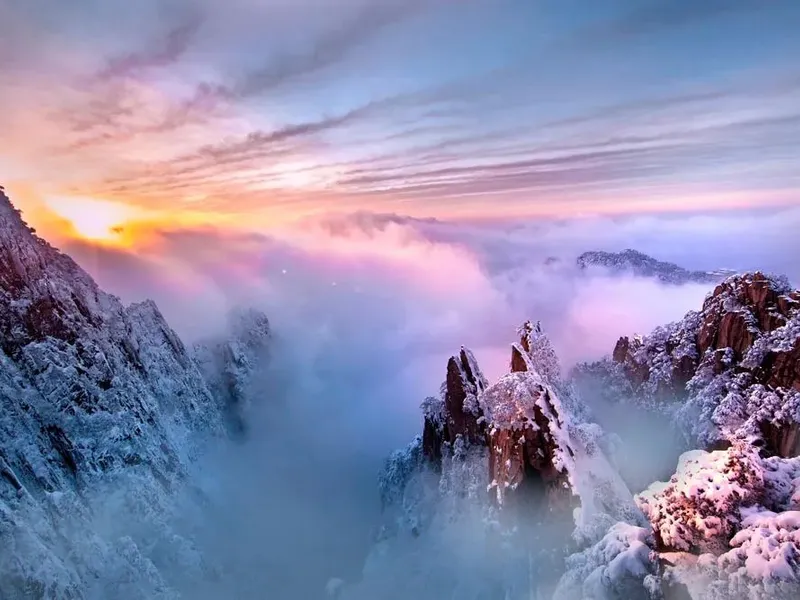 Huangshan Tourism and Adventure