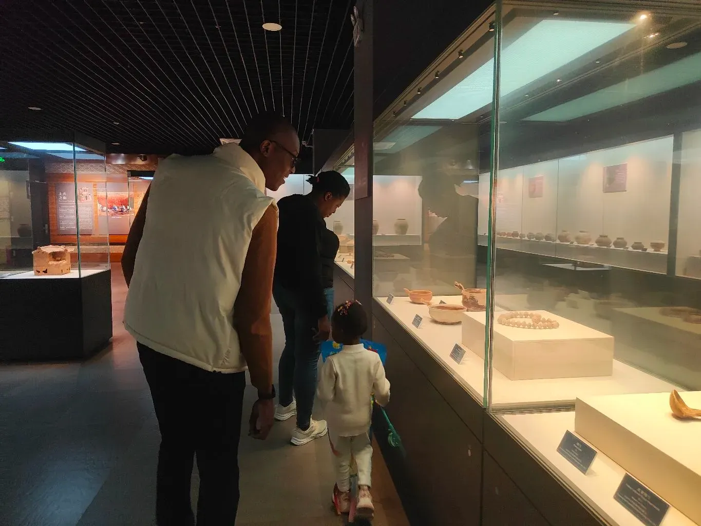 RPL students on a one-day cultural tour of Hepu ancient capital, experiencing traditional Chinese culture and local heritage sites