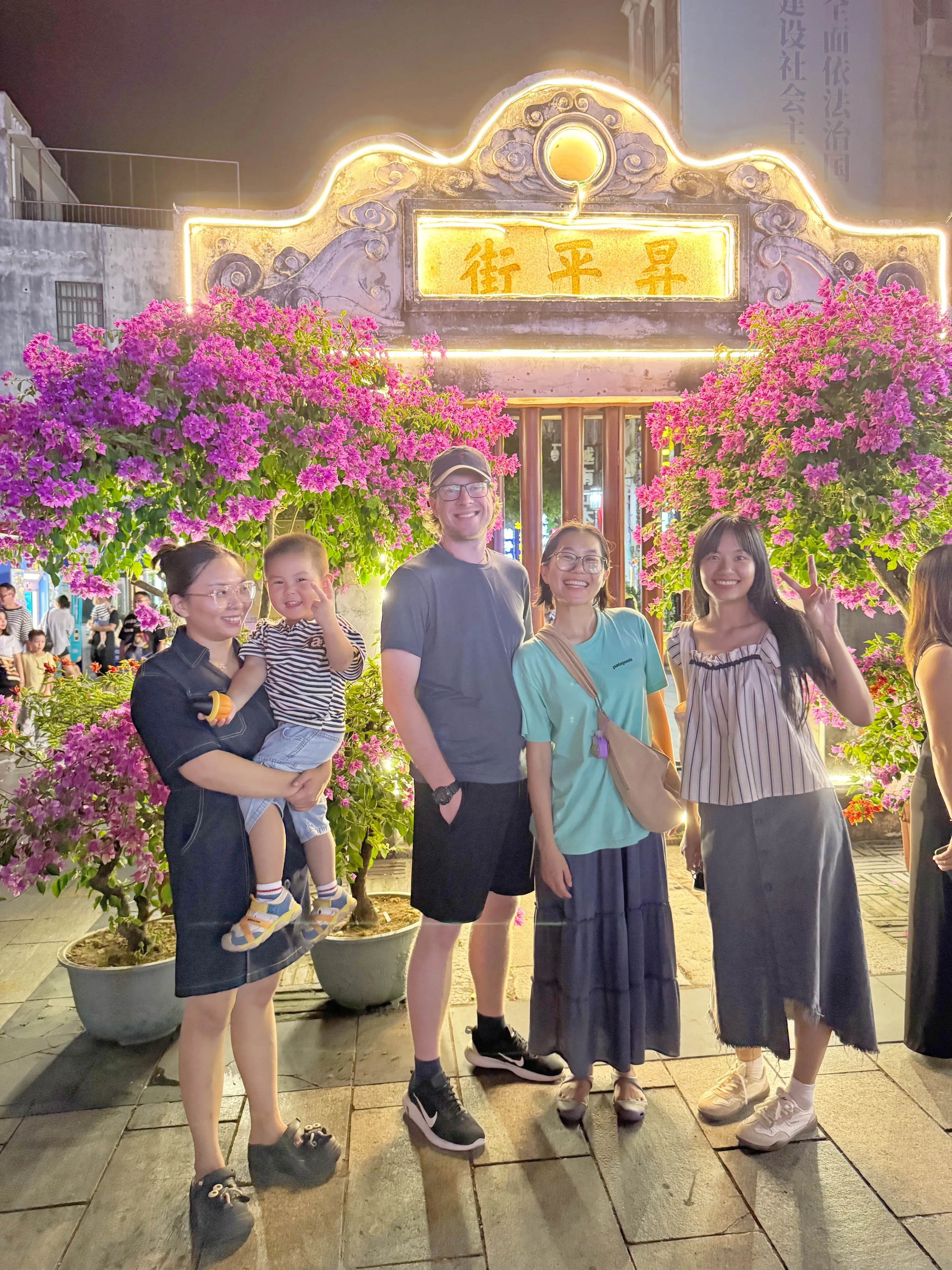 Students learning Mandarin and Chinese culture at RPL School, China