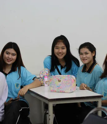 Students participating in comprehensive Chinese language and culture programs at RPL School