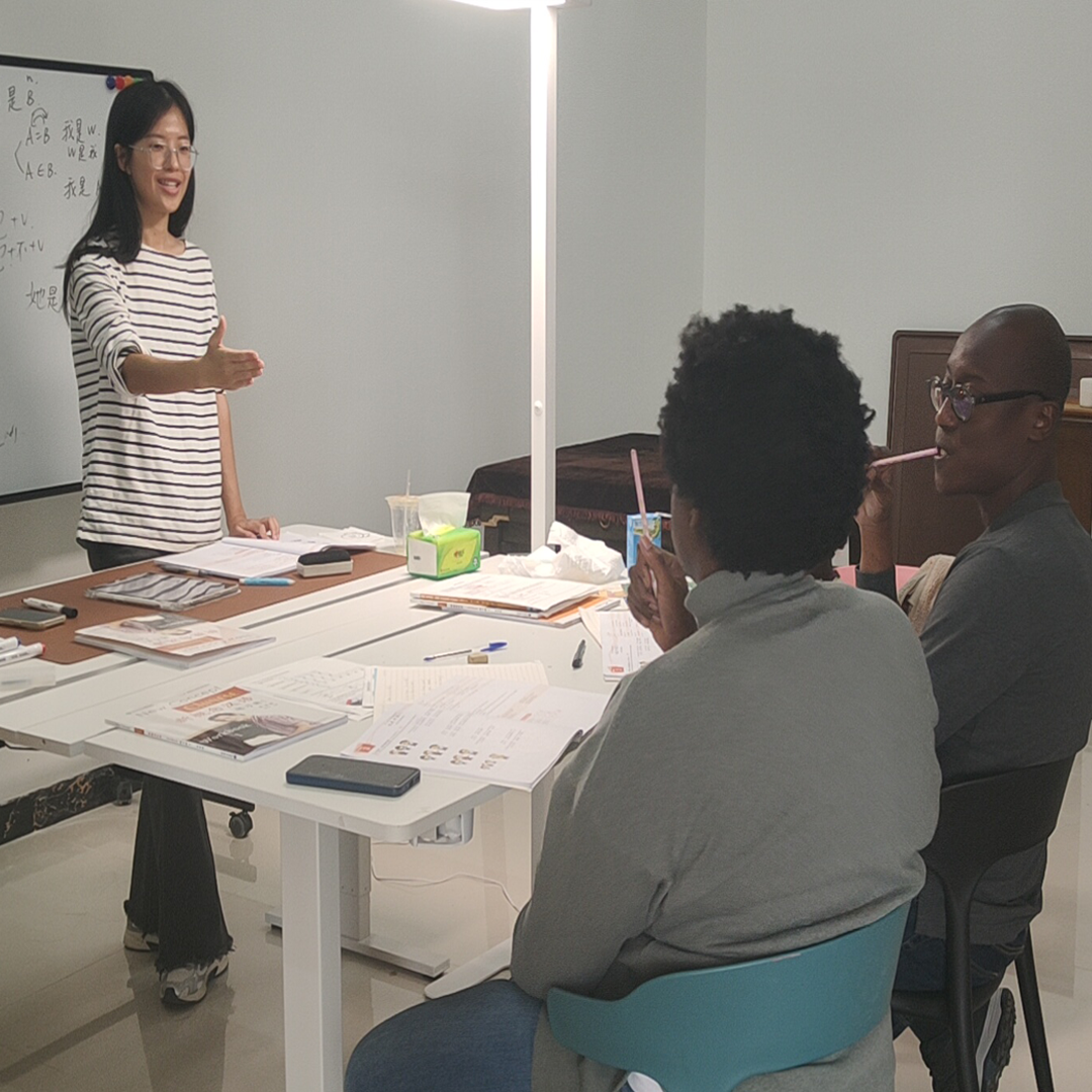 Individual focused Chinese language learning with dedicated attention from RPL School teacher